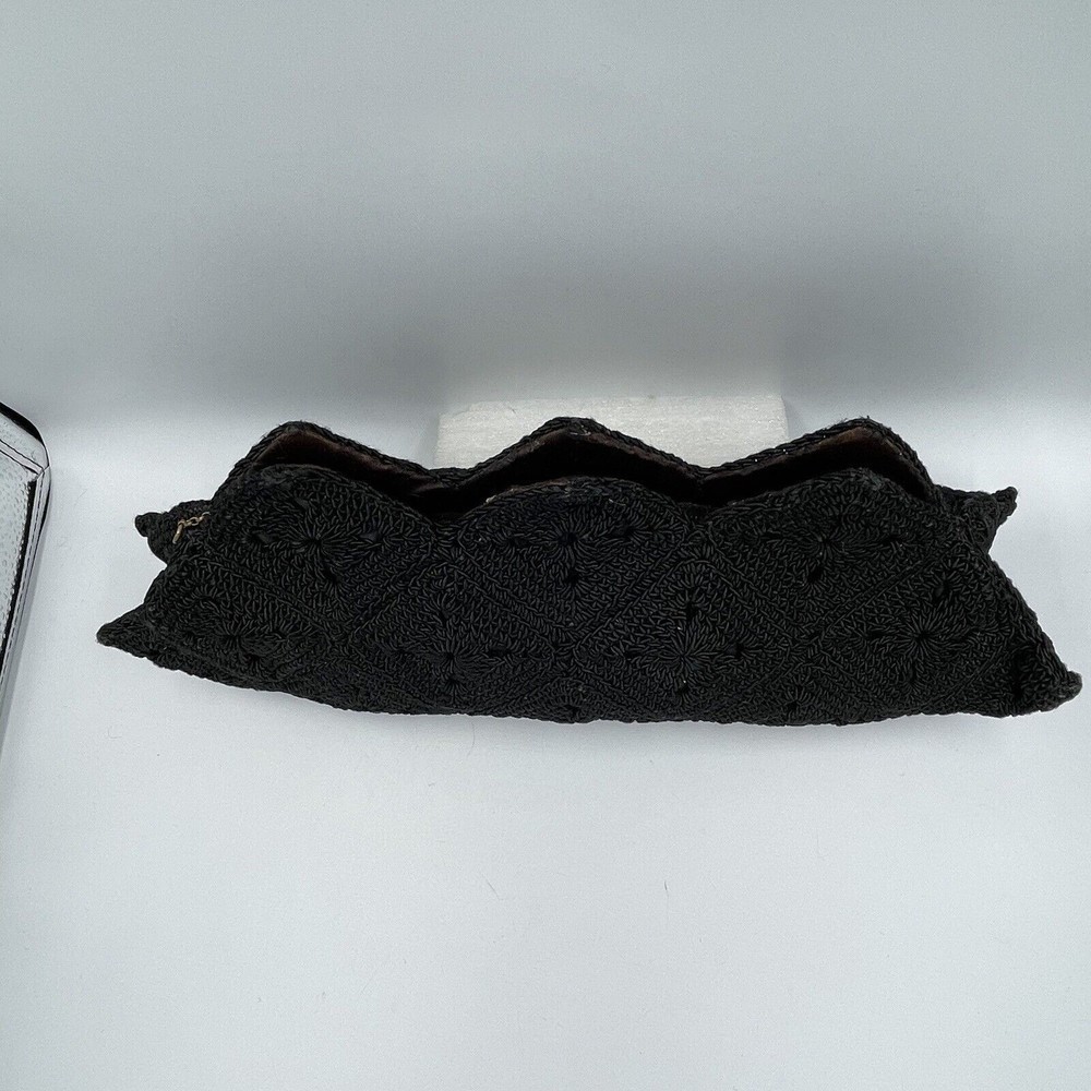 1940s Vintage Black Crochet Corde Shell Shape Clutch Women Bag - Picture 11 of 16